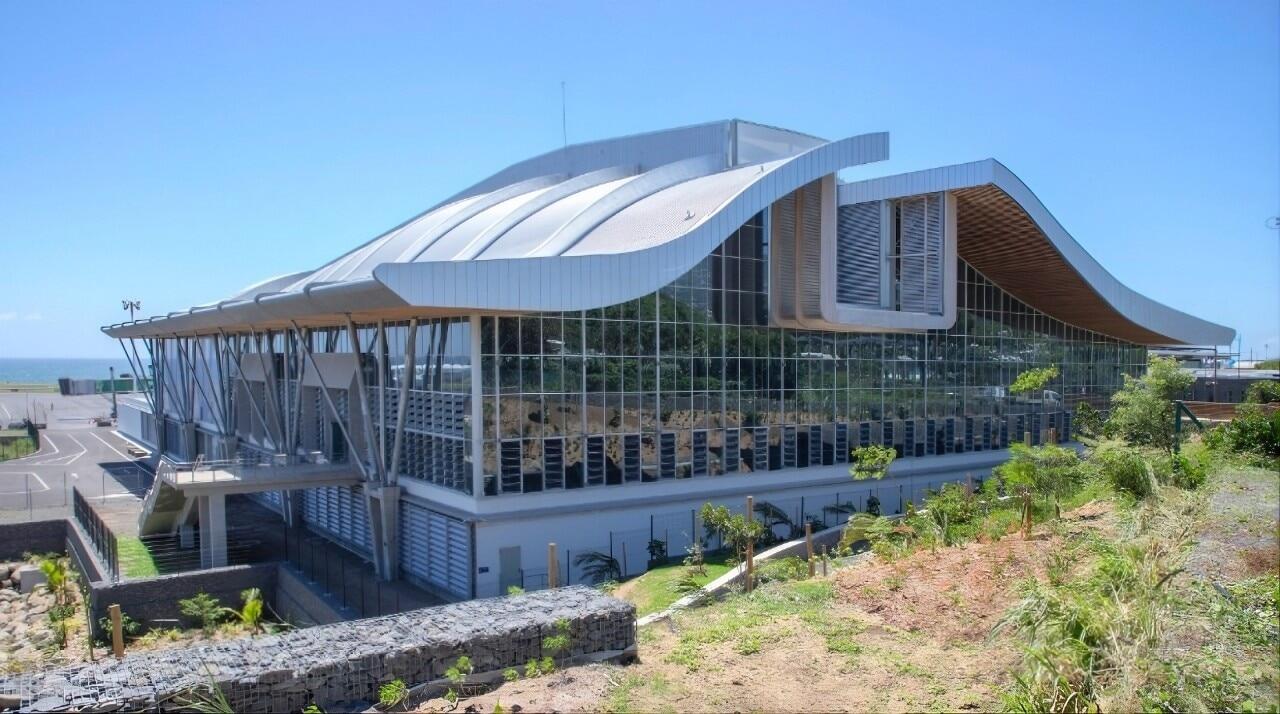 The tropical airport that doesn’t need air conditioning