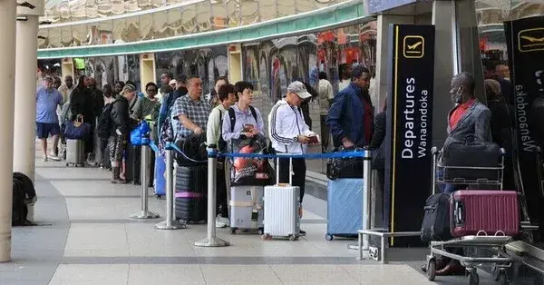 Kenya aviation workers end 2-day strike after deal with government